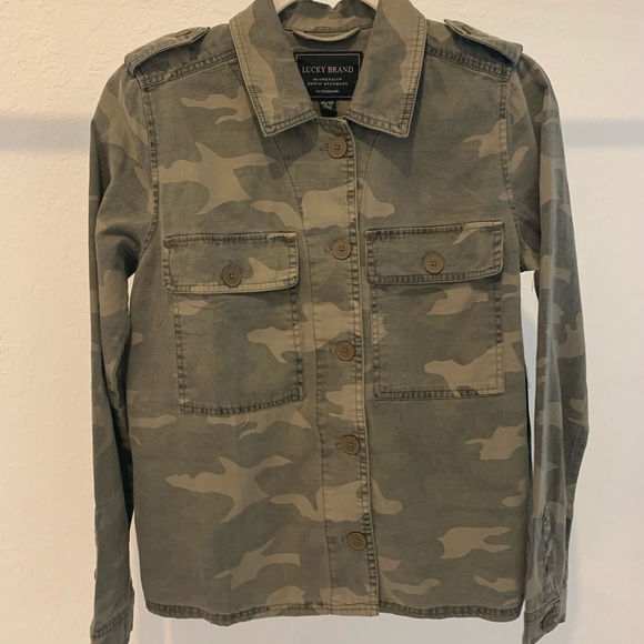 Lucky Brand Camouflage Shirt Jacket - Picture 3 of 5